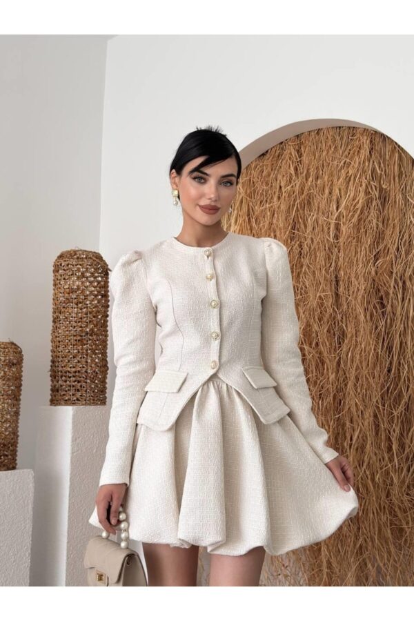 Hews Button Detailed Chanel Set