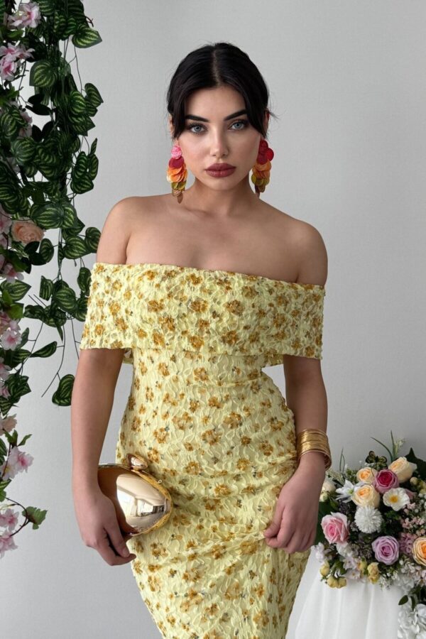 Cesa Strapless Lace Dress